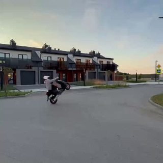 Логотип @markovatlt - Тетя Наташа и Тимур