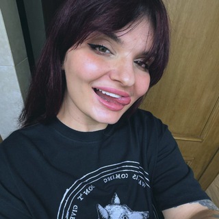 Логотип @martatesla - Ваш Лукреций тут бы не вывез