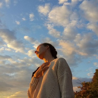 Логотип @maruiskkaaa - куда укажет течение