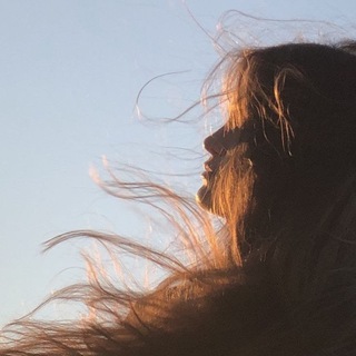 Логотип @mary_talks_u - Mary.talks