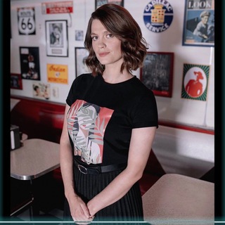 Логотип @marya_markova_standup - Мария Маркова | Женский стендап