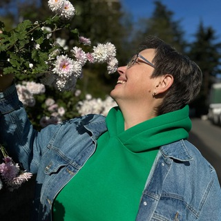 Логотип @maryskina_derevnya - МАРИНА ВЛАДИ и город у гор🏔️