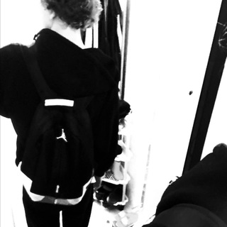 Логотип @marywxve - marywxve