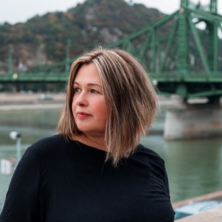 Логотип @masha_read - Маша прочитала
