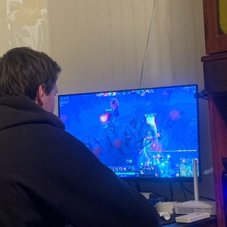 Логотип @maslo_chatt - Чат