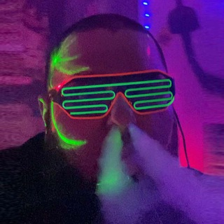 Логотип @masloboev_life_chat - Неоновый Ужас и Кальянные Иллюзии Маслобоева Chat