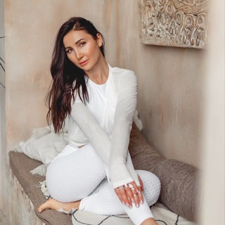 Логотип @mastermaditationsofia - Мастер София