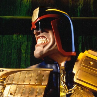 Логотип @max_in_da_cinema - Максим про кино