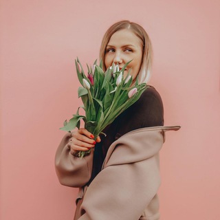 Логотип @maxandmama - Maxandmama