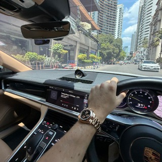 Логотип @maxdotiobnb - Max Dotio