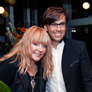 Логотип @maxim_allalove - maxim_allalove