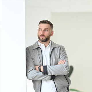 Логотип @maximpolovinko - Максим Владимирович Половинко