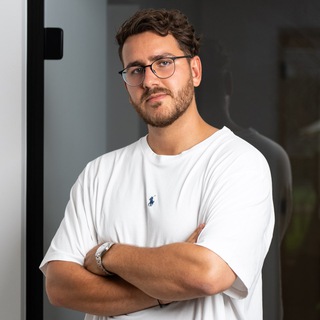 Логотип @maxweiss21 - Max Weiß Inner Circle