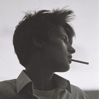 Логотип @maybelemongrass - Maybe Lemongrass