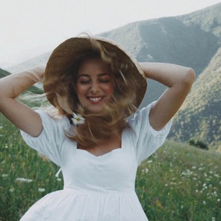 Логотип @mayskaya_fm - Настя Майская