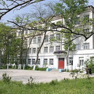 Логотип @mbousosh1kasp - МБОУ «СОШ № 1» им. М. М. Магомедова г. Каспийск