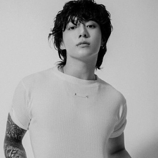 Логотип @mchlhelp - .