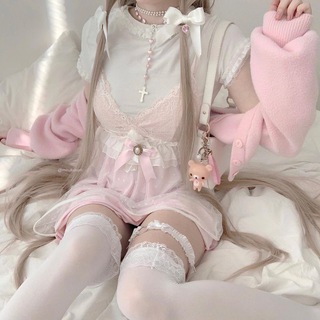 Логотип @me0weo - ﹢ ׅ ‌𓆩 𞥊𝗆𝖾𝗈𝗐𝖾𝗈.. || темки и языки