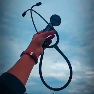 Логотип @medic_uwe - Medic-Uwe🇳🇬