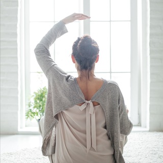 Логотип @meditation_nsk - Сахадж медитация 🧘🏻🌿