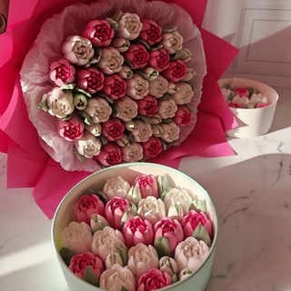 Логотип @medovichek_krd - Кондитер - флорист Юлия М.