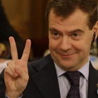 Логотип @medvedev_dima_telegram - Дмитрий Солнышко Медведев