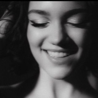 Логотип @medvedevaxx00 - Evgenia Medvedeva