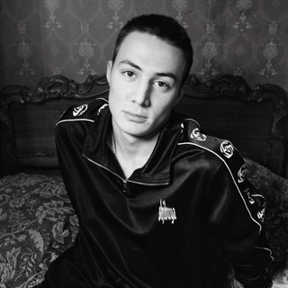 Логотип @meelqs - закрыт