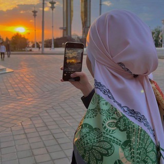 Логотип @mefiore - 𝑚𝑦 𝑠𝑡𝑜𝑟𝑖𝑒𝑠🩷