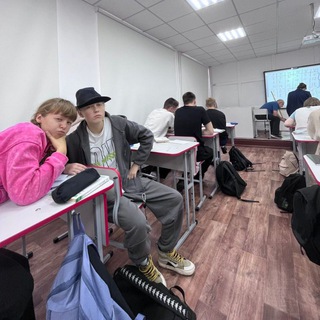 Логотип @megaultraplus - Мега крутой ультра плюс