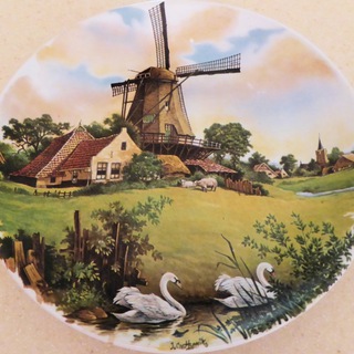 Логотип @melniza09 - Мельница