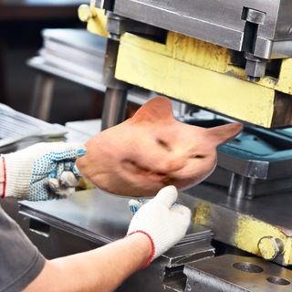 Логотип @mememanufactory - Мемовый цех