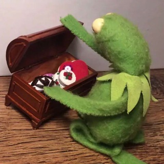 Логотип @memesentertainments - Карты мемы два ствола