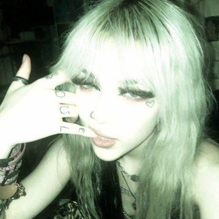 Логотип @meowk1ss - meowk1ss