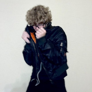 Логотип @merumtg - Merum