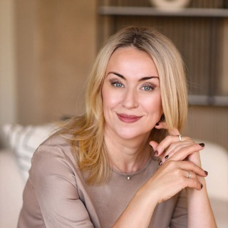 Логотип @metacoahcmuza - Муза без иллюзий Метаморфозы