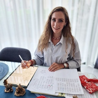 Логотип @metaphysics_evergreen - Мария - ФЕНШУЙ и БАЦЗЫ