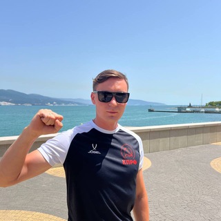 Логотип @meyprofessional - АРТУР МЭЙ