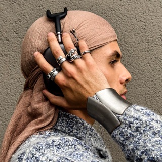 Логотип @mfreemak - MFREEMAK