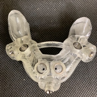 Логотип @mguidemis - MGUIDE