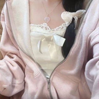 Логотип @mi0qws - • michelle >