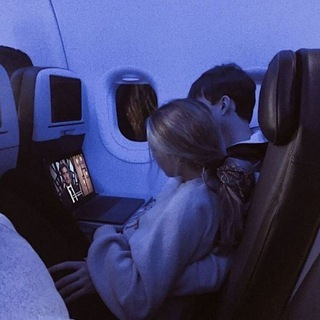 Логотип @miabelllo - 𝙈 𝙄 𝘼💜