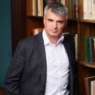 Логотип @migrapractice - Практическая иммиграция с Алексеем Сеппяненом