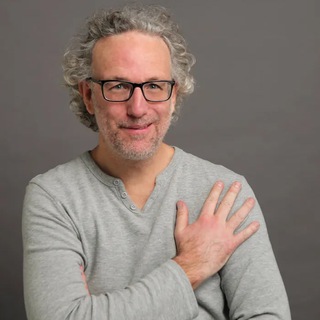 Логотип @migueljara - Miguel Jara