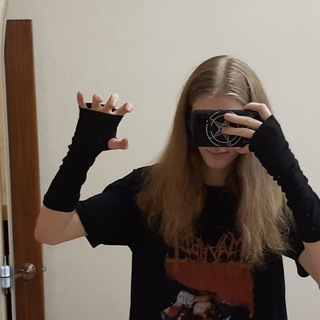 Логотип @mikelk_fan - Сборище особо одарённых