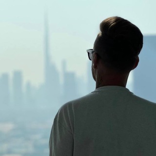 Логотип @mikhail_privat - Миха {privat}