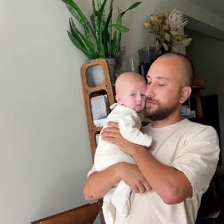 Логотип @mikhail_vegan - MikhailVegan