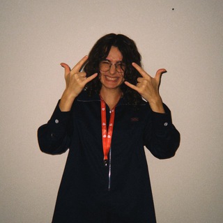 Логотип @mila_yann - границы тупости студента