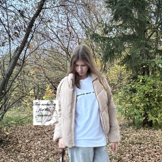 Логотип @milamilkshake - милкшейк⟡