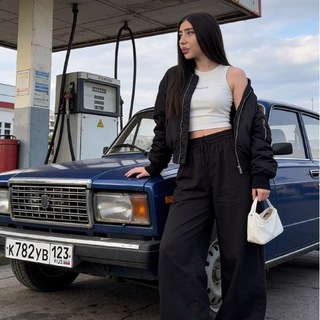 Логотип @milokess - _milokess_